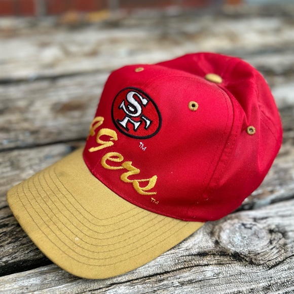 Vintage Team NFL San Francisco 49ers SnapBack Embroidered Hat - Picture 3 of 6